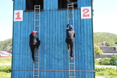 В Томари прошел следующий этап соревнований по пожарно-спасательному спорту